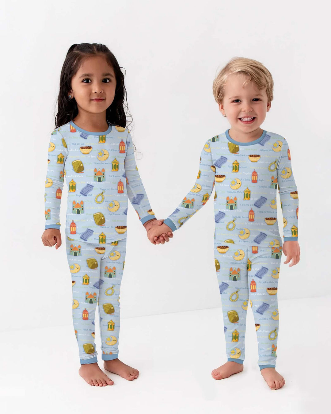 Zweiteiliges Langarm-Pyjama-Set mit Sommerfrüchten