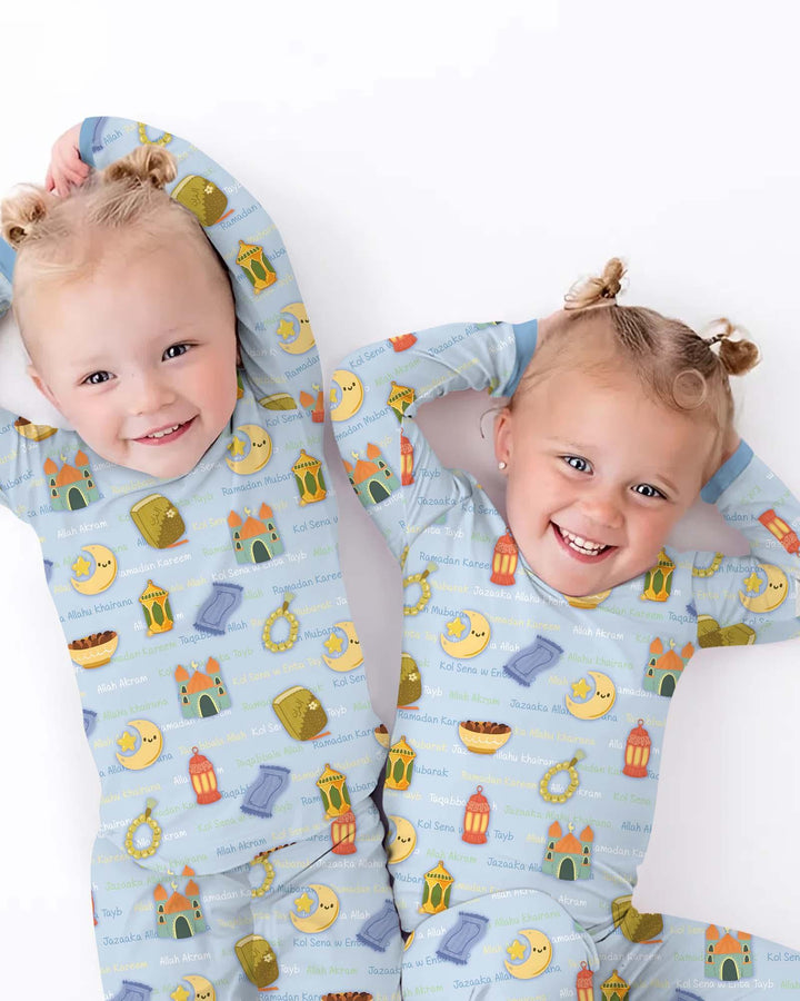 Zweiteiliges Langarm-Pyjama-Set mit Sommerfrüchten