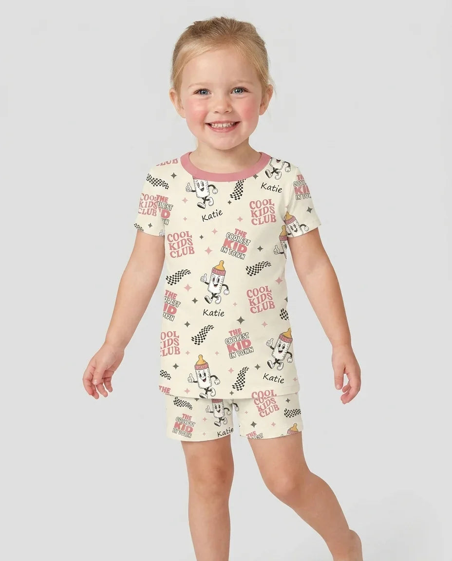 Zweiteiliges Pyjama-Set mit kurzen Ärmeln und Shorts im Sommer-Design