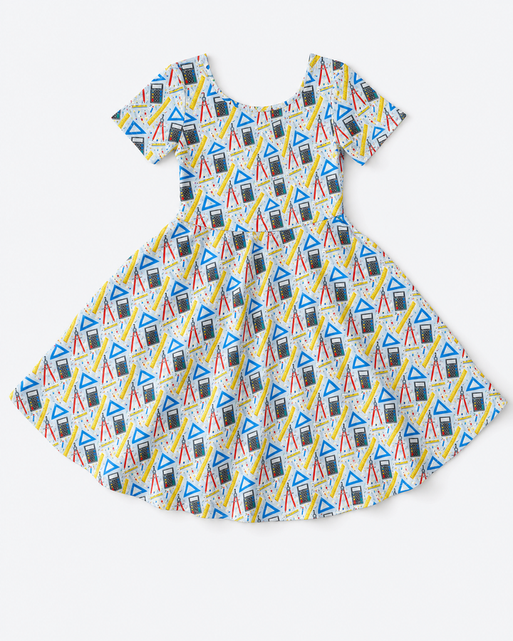 Lebhaftes Tulpen-Garten-Blumen-Bambus-Wirbelkleid