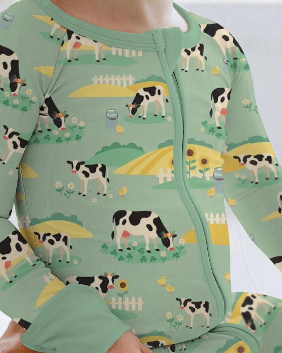 Pasture Sunlit Waltz Bamboo Convertible Zippy