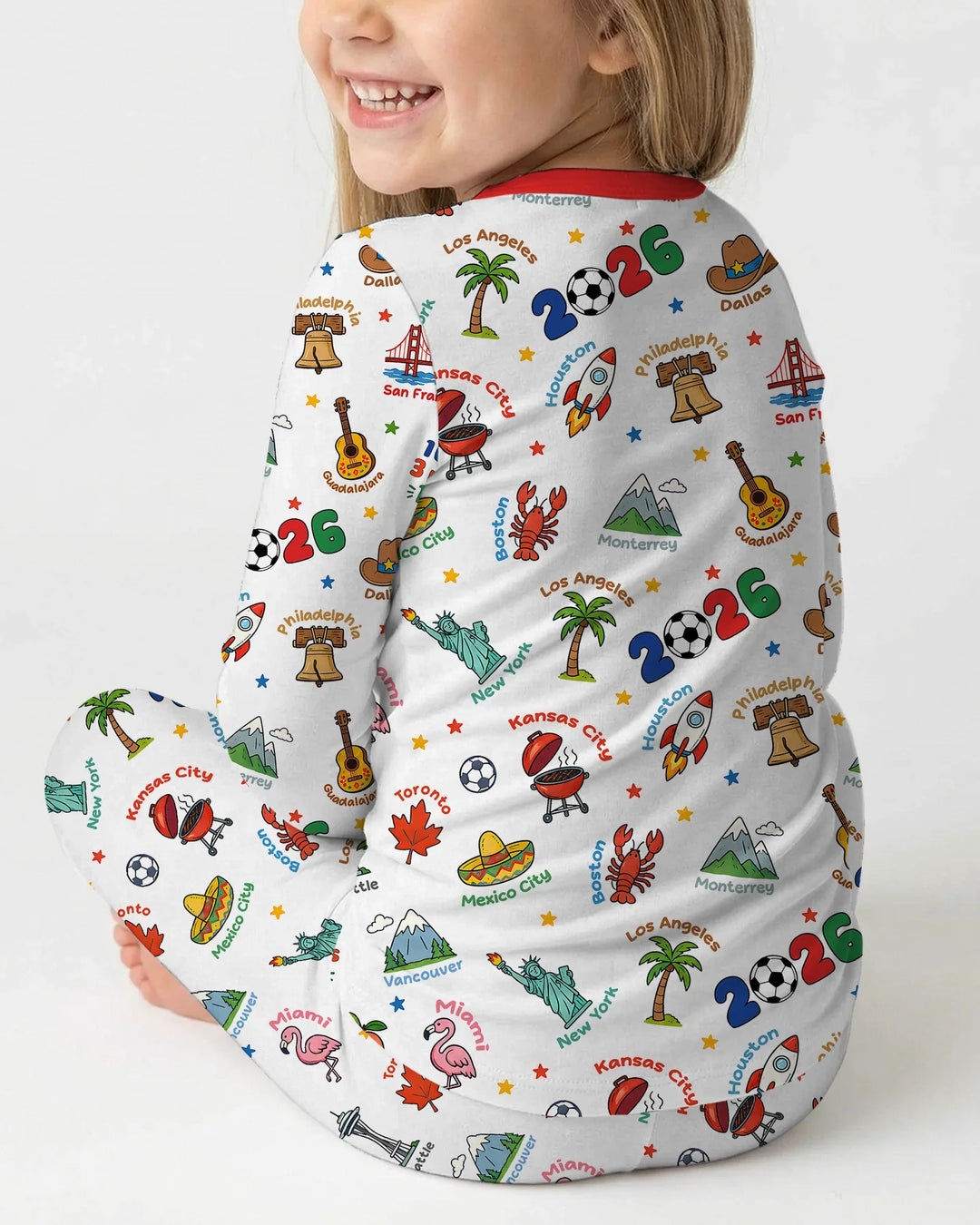Zweiteiliges Langarm-Pyjama-Set mit Sommerfrüchten