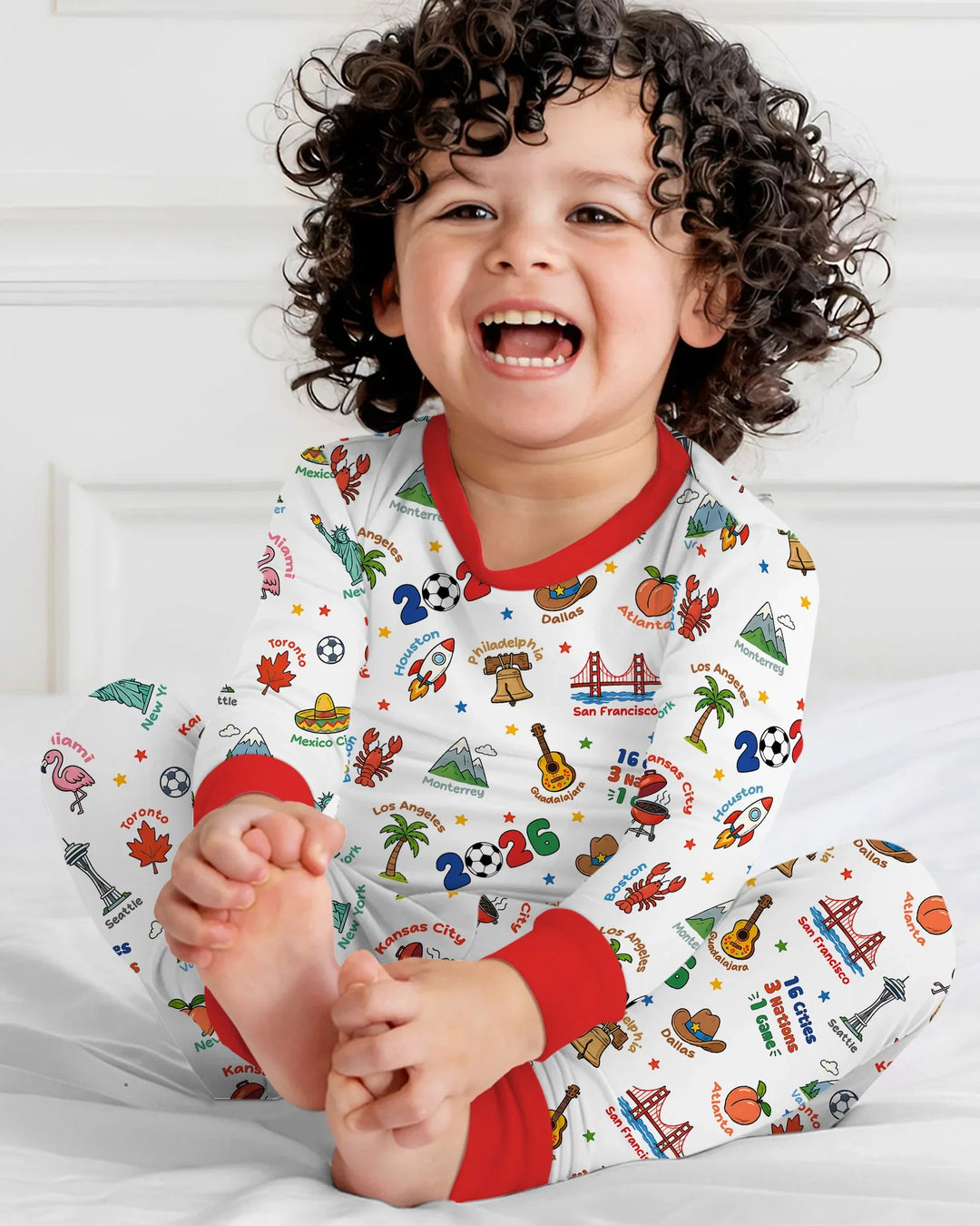 Zweiteiliges Langarm-Pyjama-Set mit Sommerfrüchten