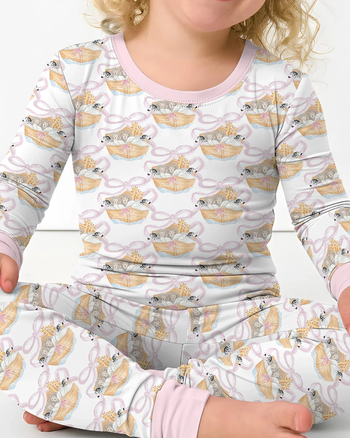 Zweiteiliges Langarm-Pyjama-Set mit Sommerfrüchten