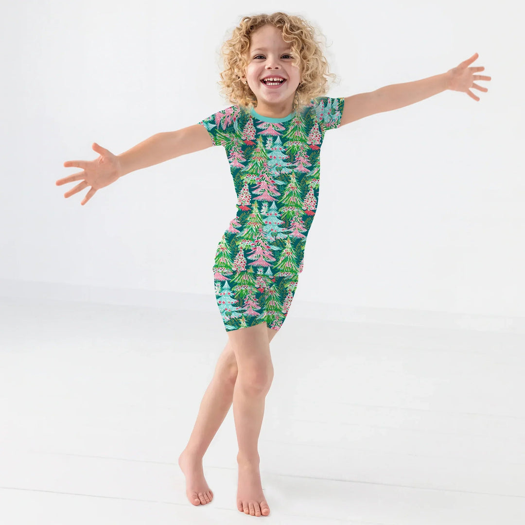 Brushstroke Merry Trees Two Piece Short Sleeve Shorts Pajama Set - Zumbamboo