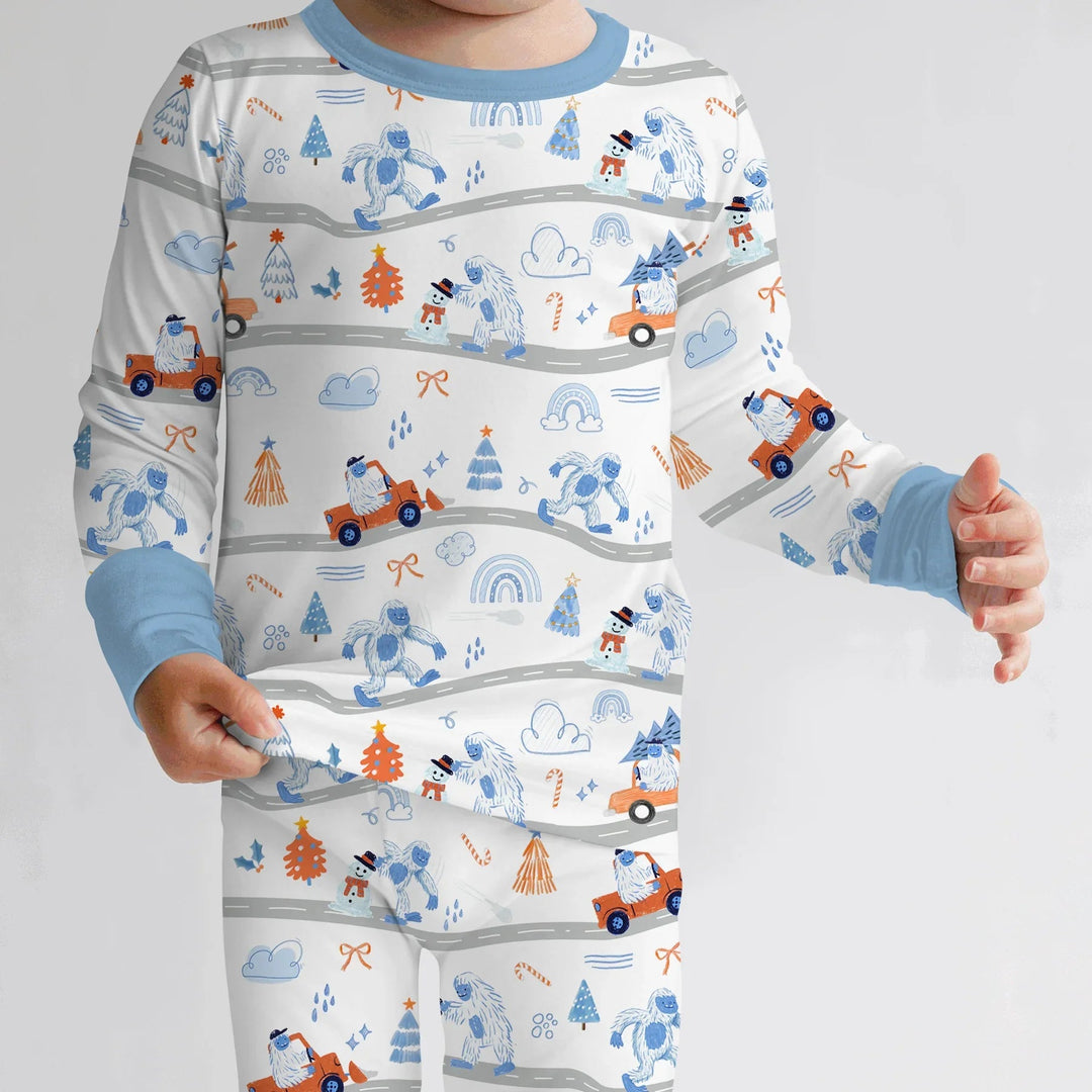 Christmas Sasquatch Two Piece Long Sleeve Pajama Set - Zumbamboo