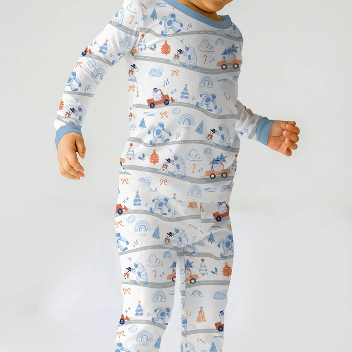Christmas Sasquatch Two Piece Long Sleeve Pajama Set - Zumbamboo