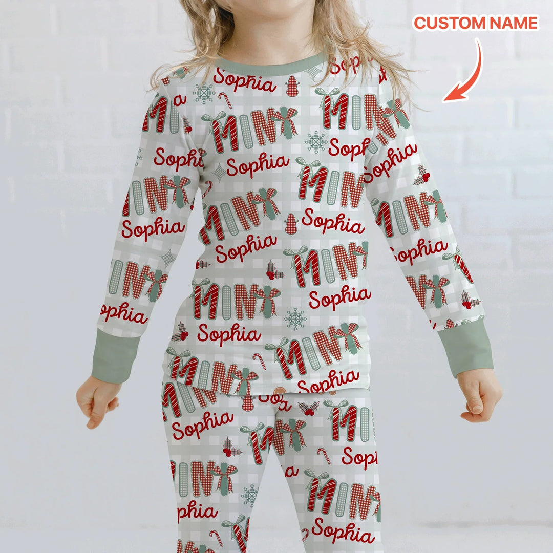 Custom Name Mama Mini Matching Christmas Two Piece Long Sleeve Pajama Set (Green) - Zumbamboo