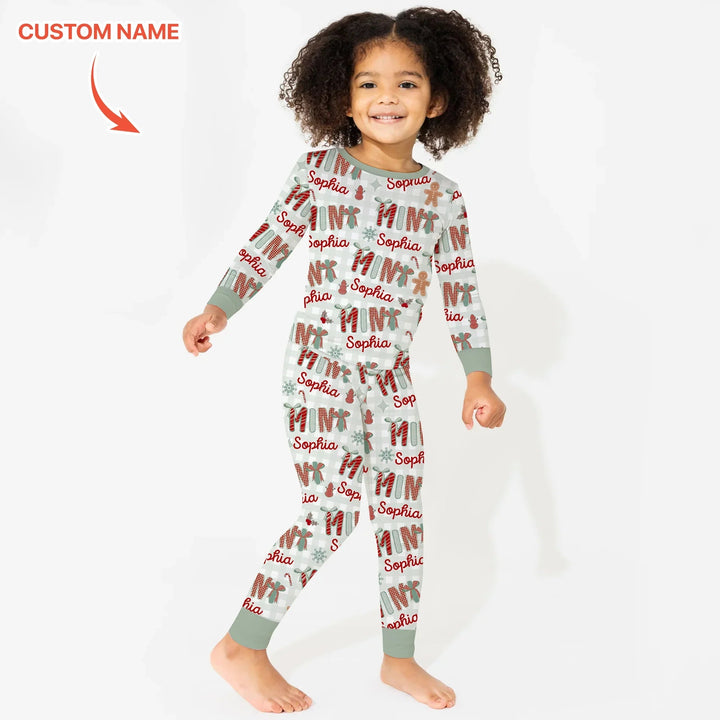 Custom Name Mama Mini Matching Christmas Two Piece Long Sleeve Pajama Set (Green) - Zumbamboo