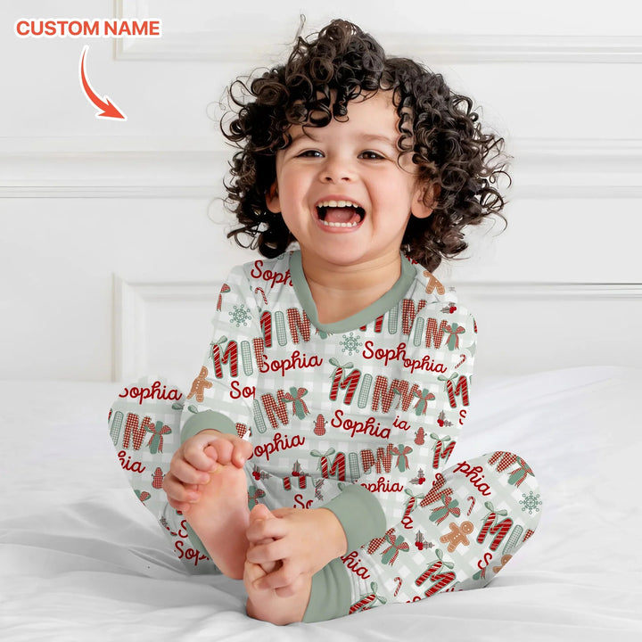 Custom Name Mama Mini Matching Christmas Two Piece Long Sleeve Pajama Set (Green) - Zumbamboo