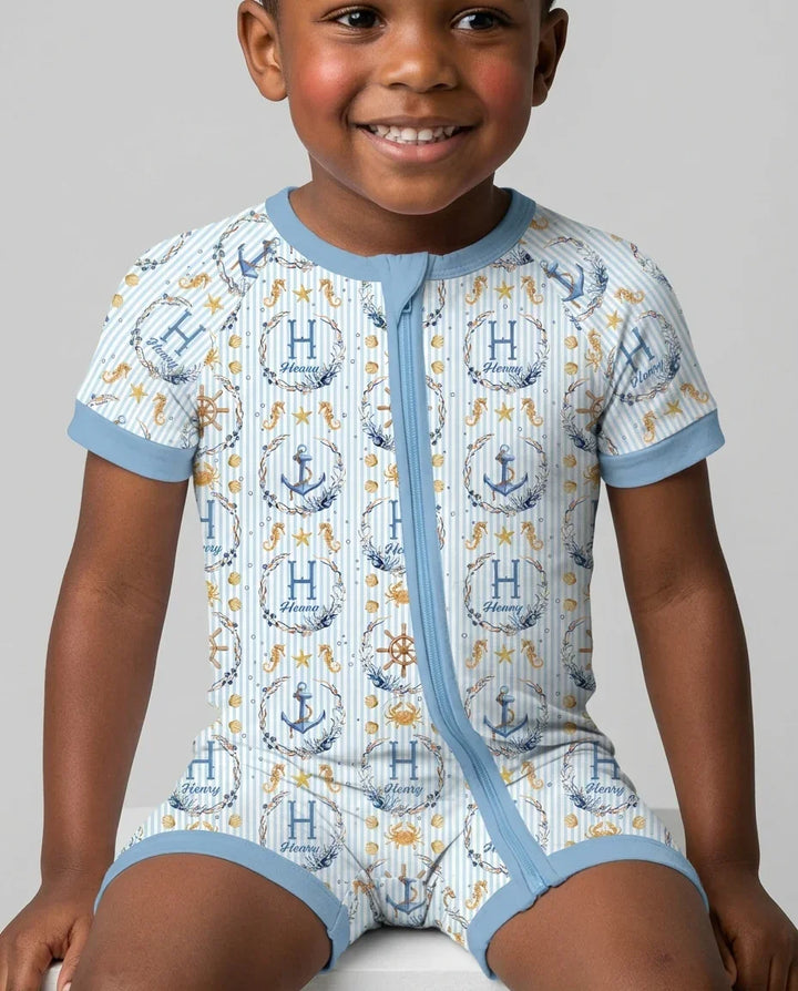 Bon Voyage - Pijama corto de bambú con cremallera y nombre personalizado