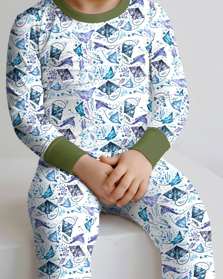 Zweiteiliges Langarm-Pyjama-Set mit Sommerfrüchten