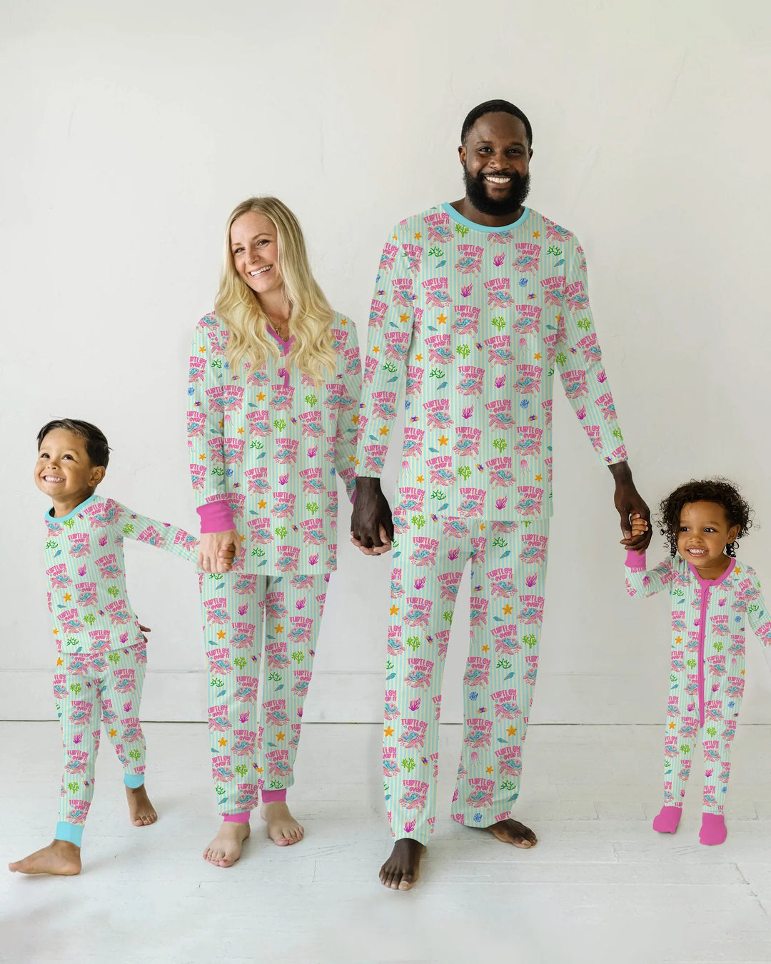 Plantilla de conjunto de pijama de mujer de bambú