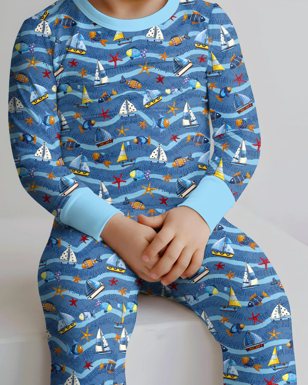 Zweiteiliges Langarm-Pyjama-Set mit Sommerfrüchten