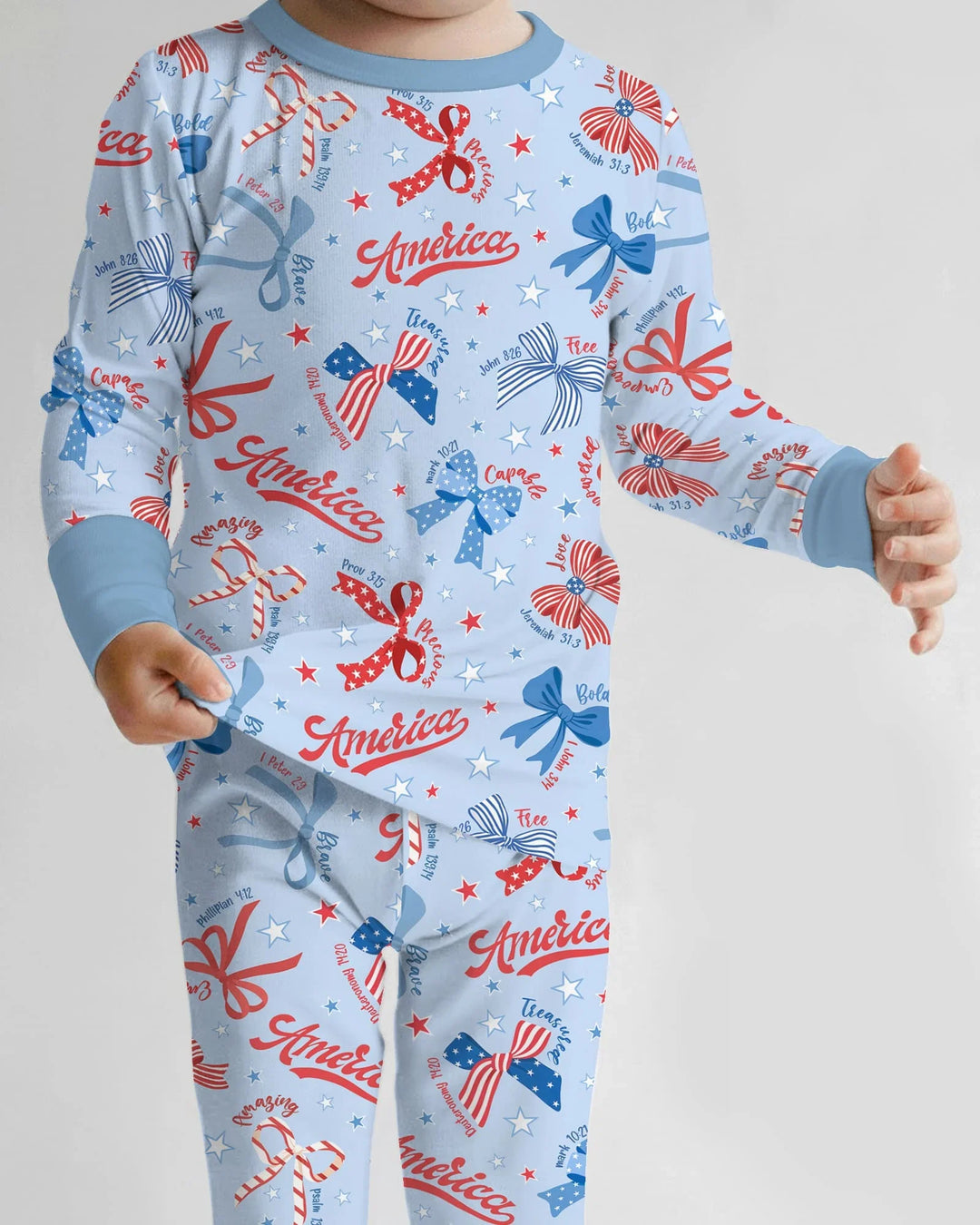 Pijama de dos piezas de manga larga de bambú con temática patriótica para niña