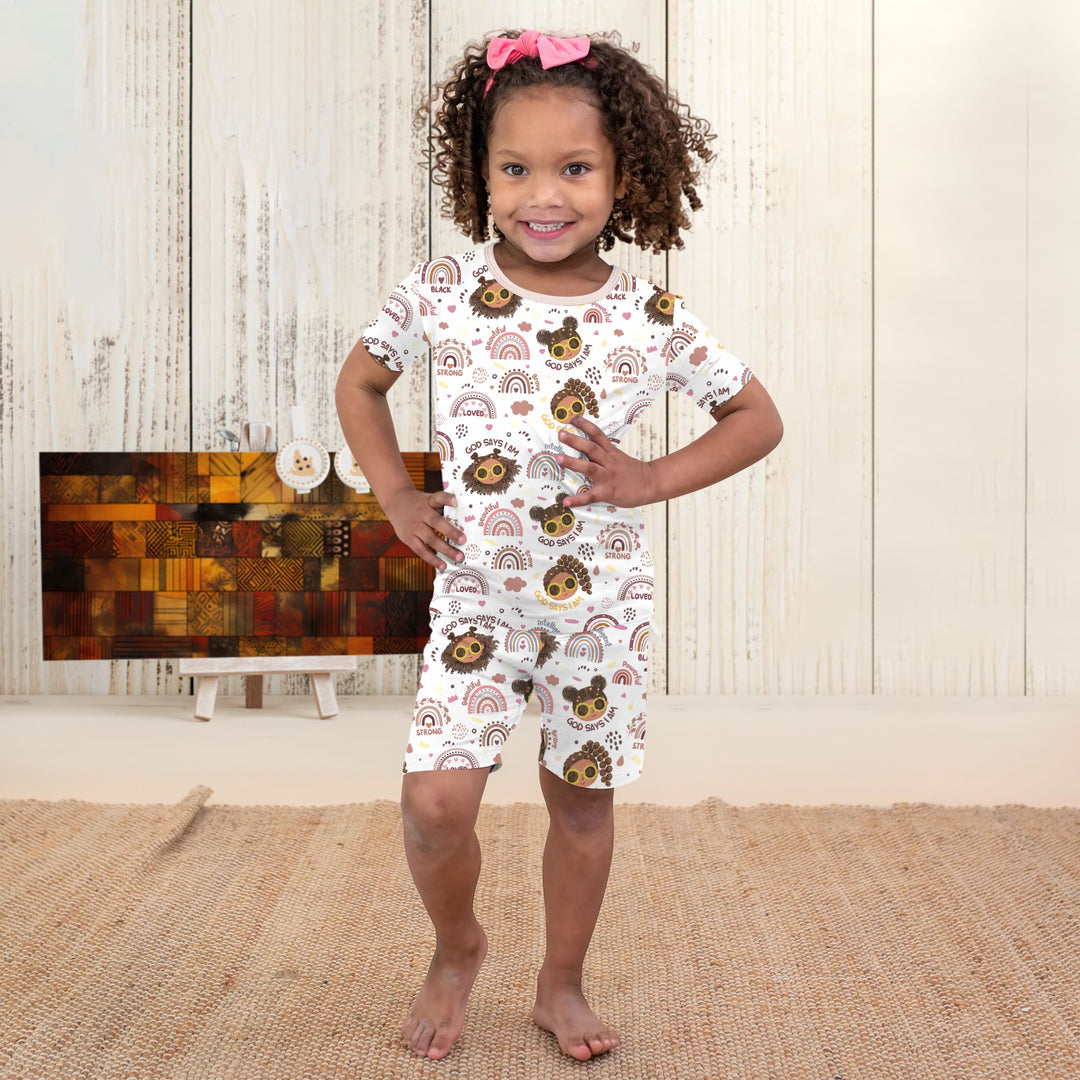 Template Zweiteiliges Pyjama-Set mit kurzen Ärmeln und Shorts