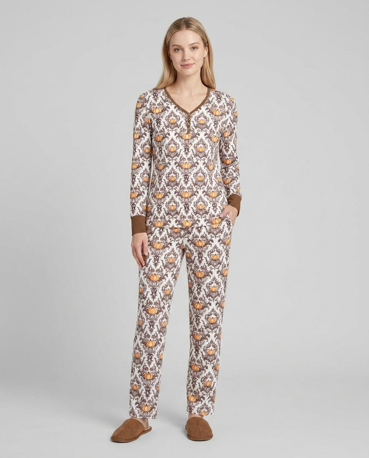 Plantilla de conjunto de pijama de mujer de bambú