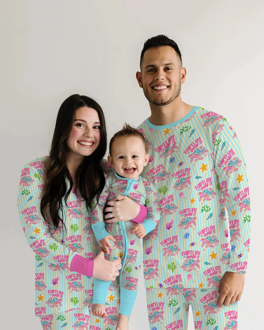 Plantilla de conjunto de pijama de mujer de bambú