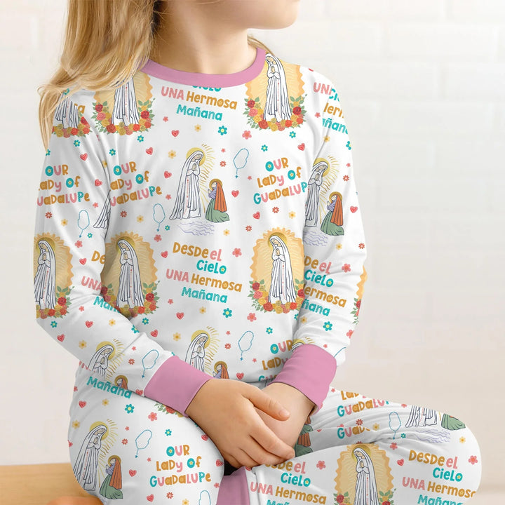 Zweiteiliges Langarm-Pyjama-Set mit Sommerfrüchten