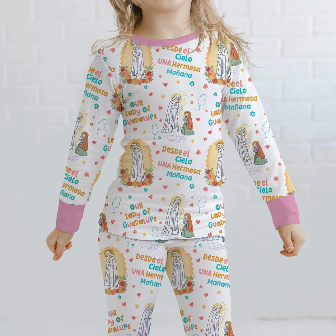 Zweiteiliges Langarm-Pyjama-Set mit Sommerfrüchten