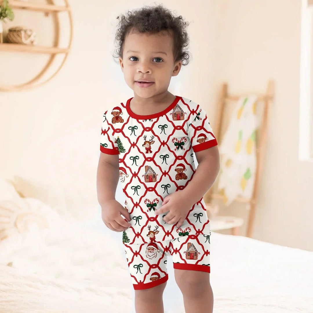 Vintage Christmas Two Piece Short Sleeve Shorts Pajama Set - Zumbamboo
