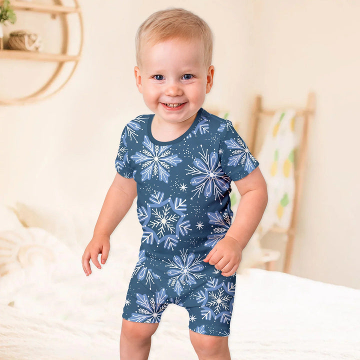 Winter Snowflakes Two Piece Short Sleeve Shorts Pajama Set - Zumbamboo