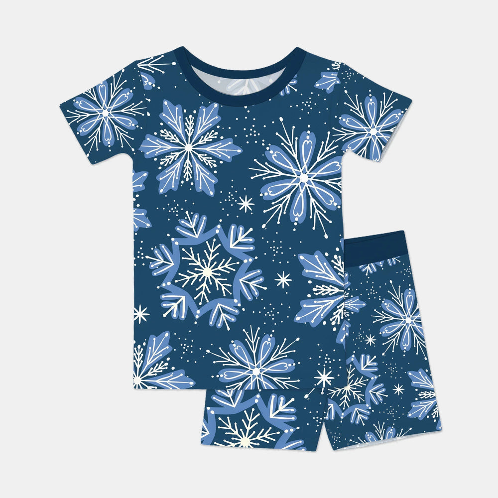 Winter Snowflakes Two Piece Short Sleeve Shorts Pajama Set - Zumbamboo