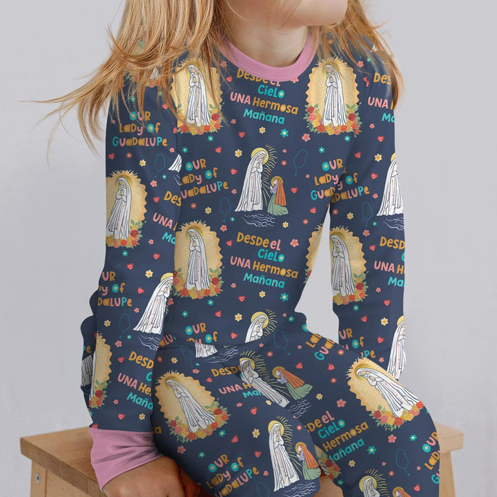 Zweiteiliges Langarm-Pyjama-Set mit Sommerfrüchten