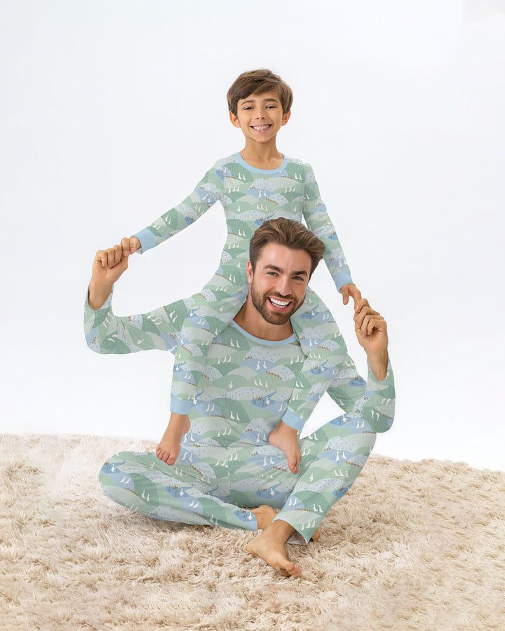 Zweiteiliges Langarm-Pyjama-Set mit Sommerfrüchten