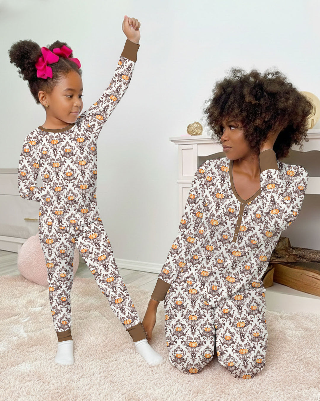 Zweiteiliges Langarm-Pyjama-Set mit Sommerfrüchten